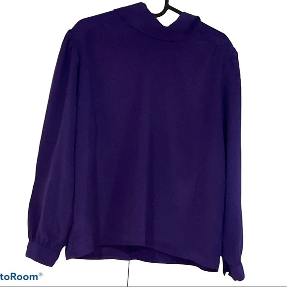 Vintage Chic petites silky blouse Sz Petite  8 - Picture 1 of 14
